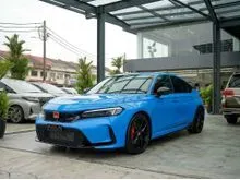 2025 Honda Civic 2 Type R FL5 Racing Blue Racing Black Package