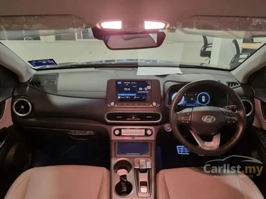 2022 Hyundai Kona e-Max electric SUV