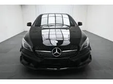 2015 Mercedes-Benz CLA200 1.6 Coupe One Year Warranty / Tip Top Condition