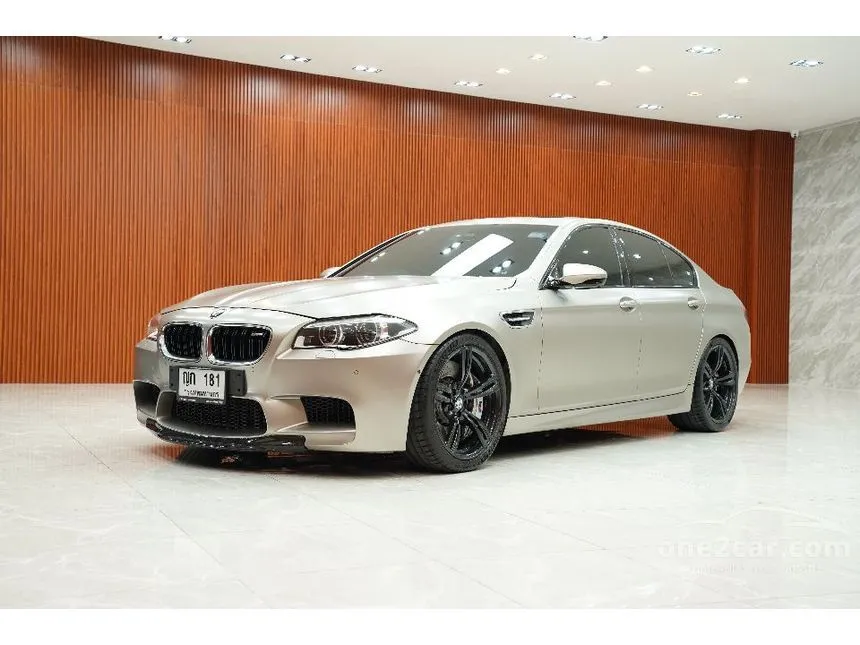 2015 BMW M5 Sedan