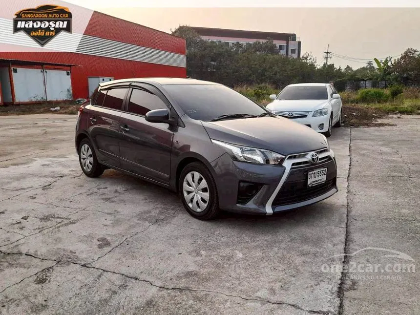 2014 Toyota YARIS E Hatchback