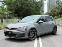 2013 Volkswagen Golf 2.0 GTI Hatchback LOAN KEDAI / KREDIT