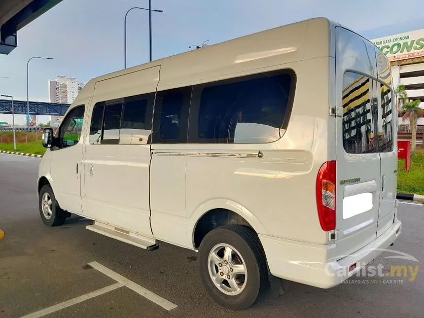 2015 Maxus V80 Window SWB 12 Seater Van