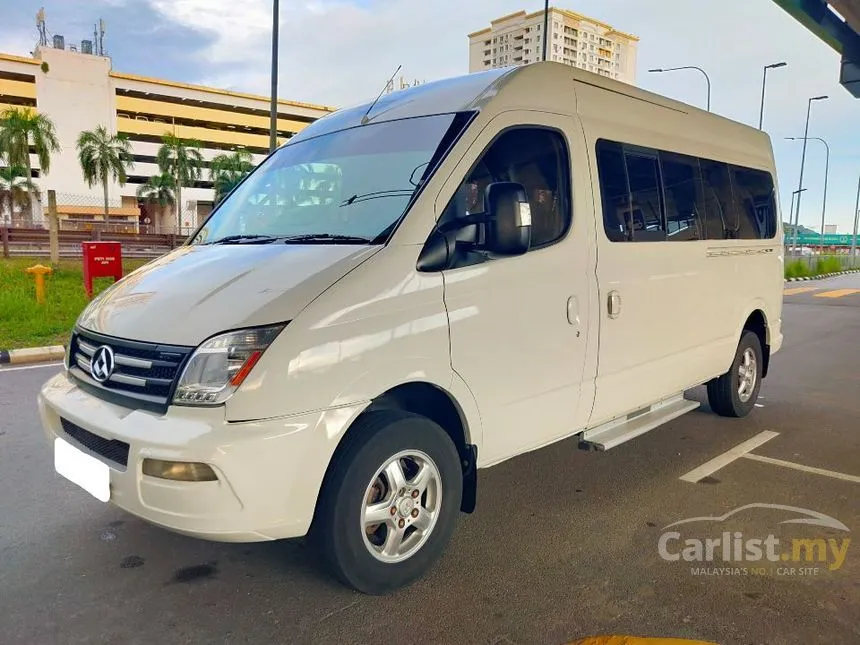 2015 Maxus V80 Window SWB 12 Seater Van