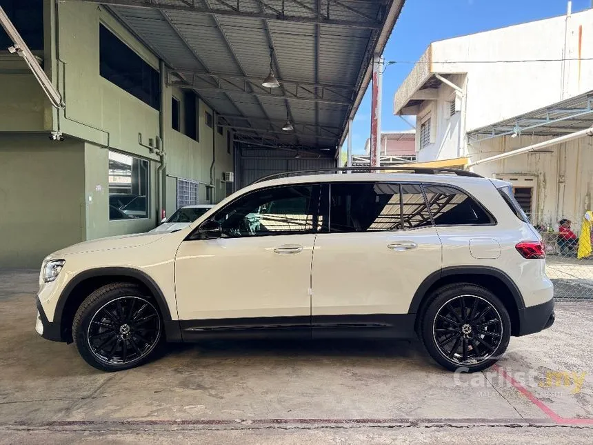 2021 Mercedes-Benz GLB250 4MATIC AMG Line SUV