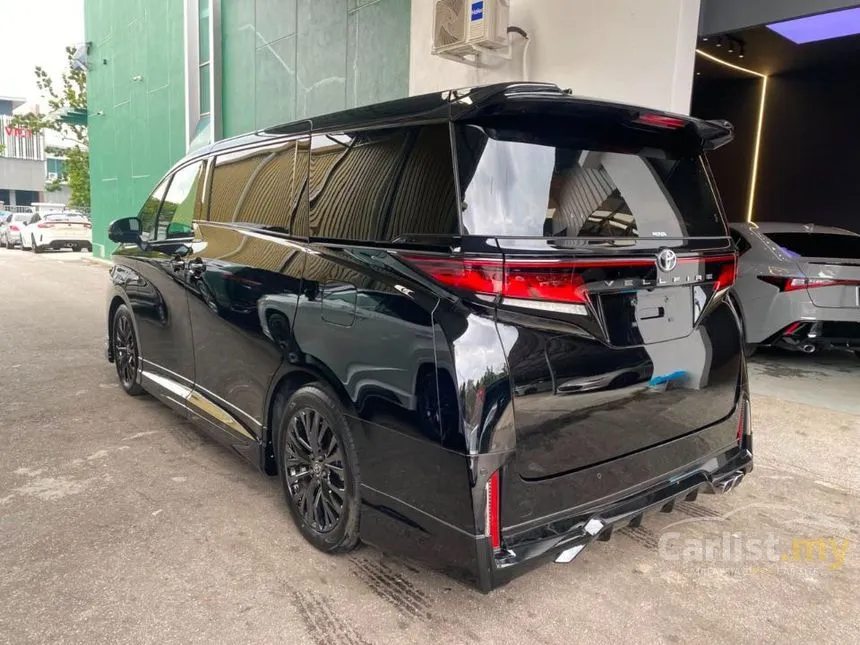 2025 Toyota Vellfire Z Premier MPV
