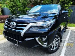 TRUE YRS 2018 Fortuner 2.4 VRZ DIESEL HIGHSPEC FULL SEEVICES RECORD BY TOYOTA WARRANTY UNTIL 2023YRS