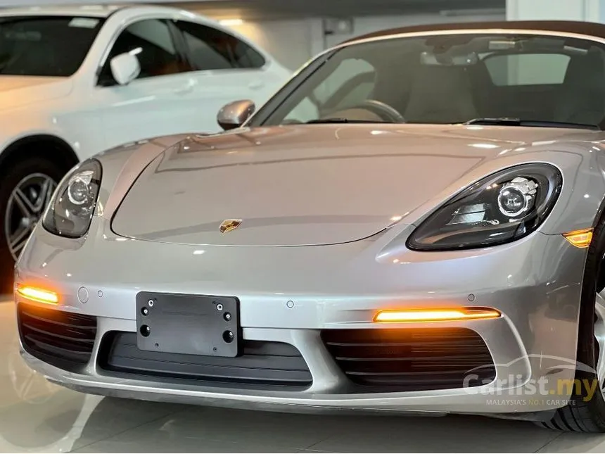 2022 Porsche 718 Boxster Convertible