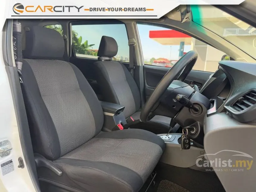2013 Toyota Avanza S MPV