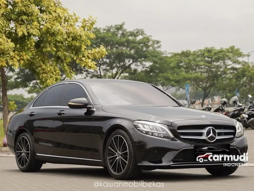 2019 Mercedes-Benz C200 EQ Boost Sedan