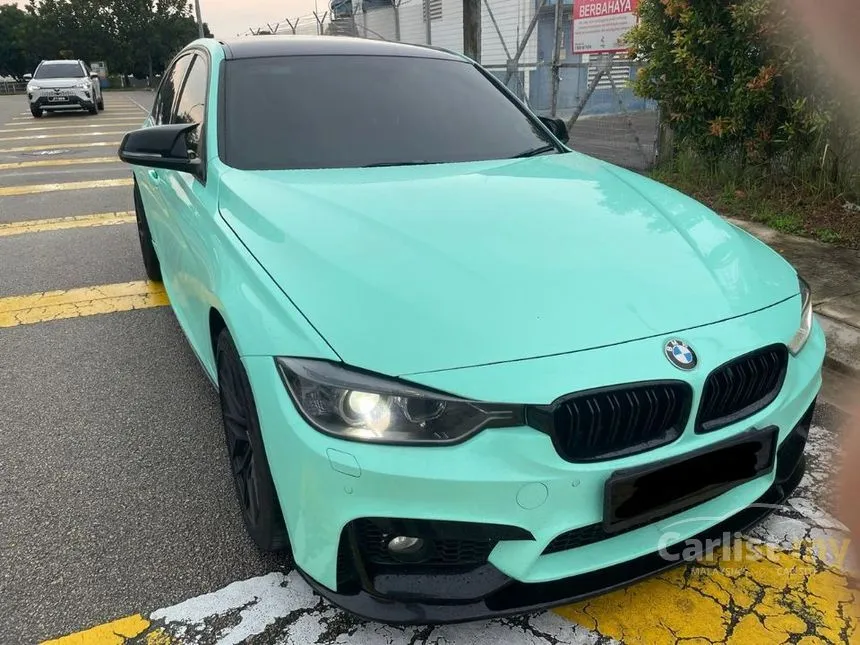 2013 BMW 320i Luxury Line Sedan