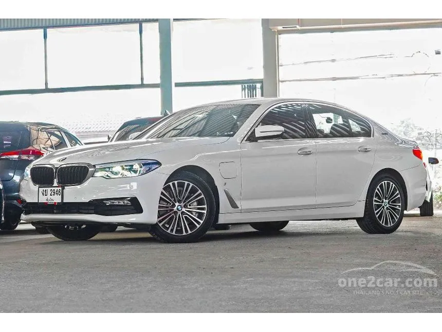 2019 BMW 530e Highline Sedan
