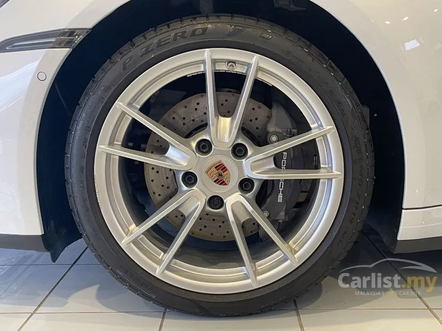 2025 Porsche 911 Carrera Coupe