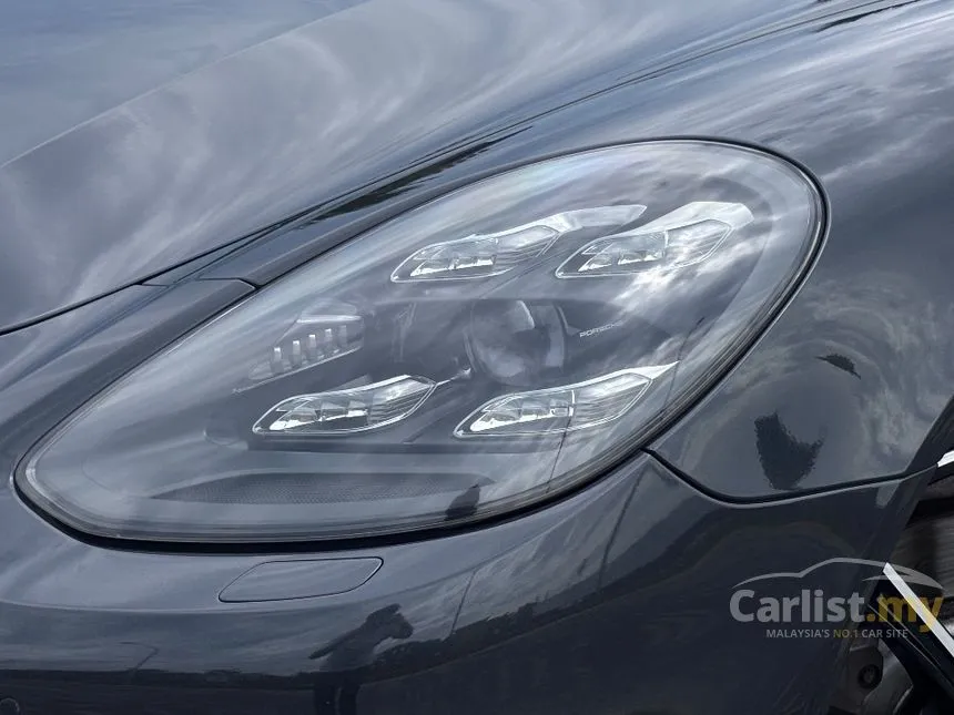 2018 Porsche Panamera 4 Sport Turismo Wagon