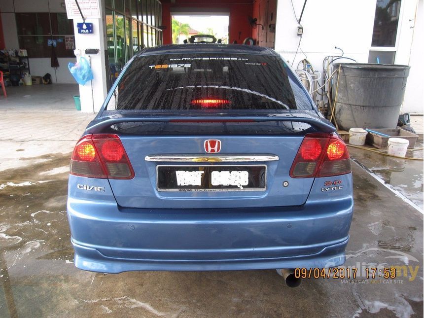 2005 Honda Civic i-VTEC Sedan