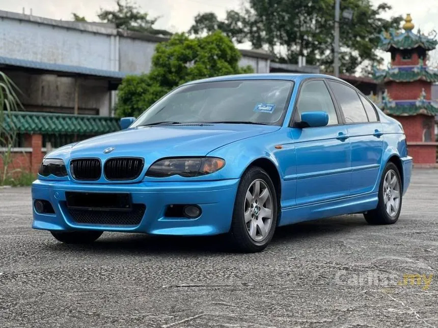 2003 BMW 318i Sedan