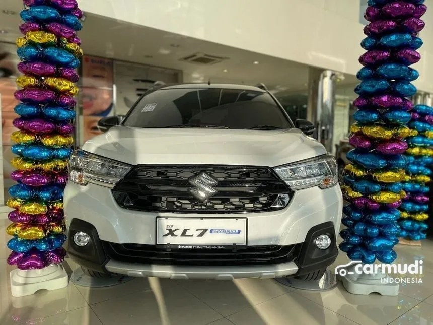Jual Mobil Suzuki XL7 2024 ALPHA Hybrid 1.5 di DKI Jakarta Automatic Wagon Lainnya Rp 275.600.000
