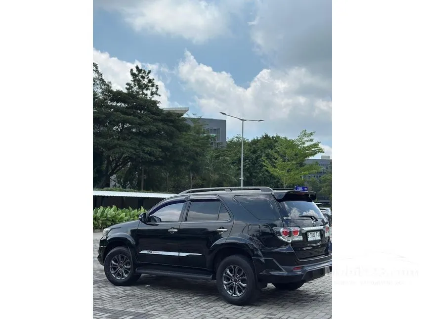 2015 Toyota Fortuner G Lux SUV