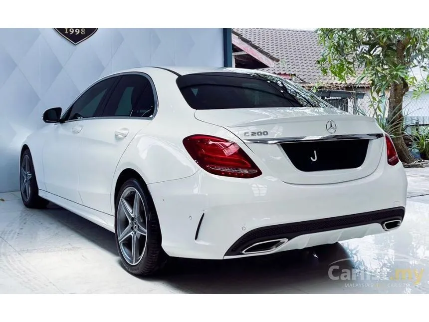 2018 Mercedes-Benz C200 AMG Line Sedan