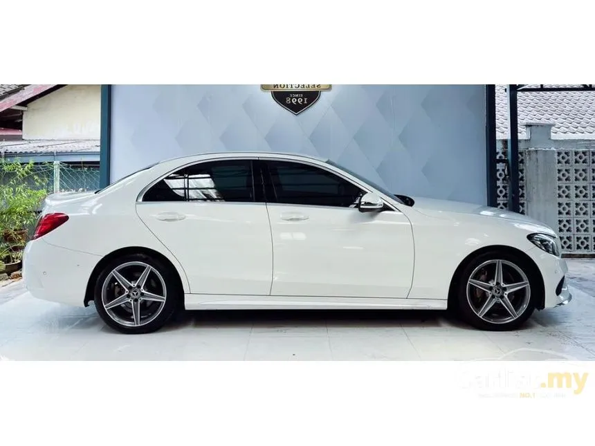 2018 Mercedes-Benz C200 AMG Line Sedan