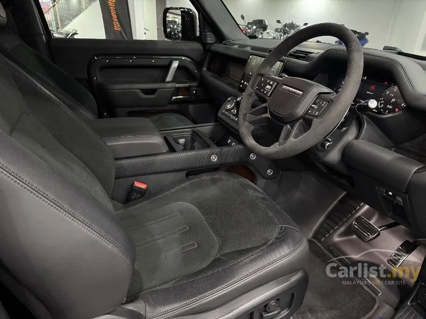 2024 Land Rover Defender 90 P525 Carpathian Edition SUV