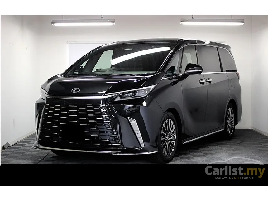 2024 Lexus LM 500h Version L 6 Seater MPV