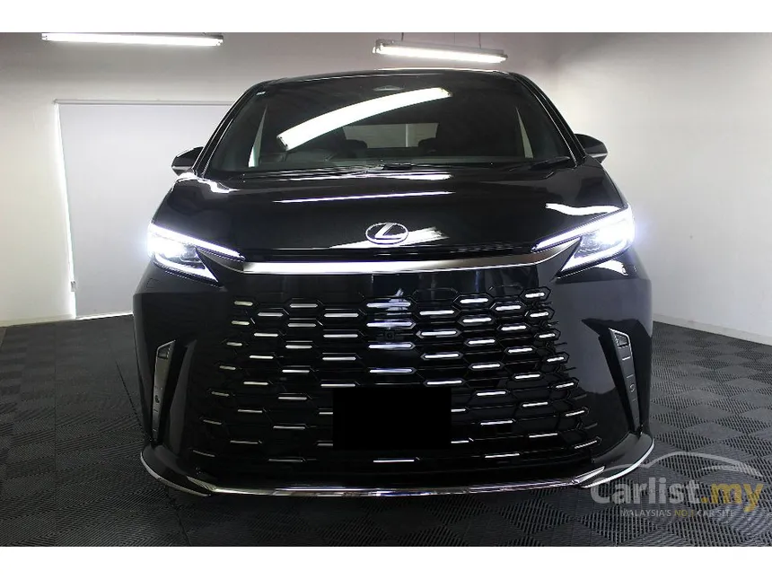 2024 Lexus LM 500h Version L 6 Seater MPV