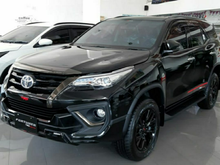 2020 Toyota Fortuner 2,4 TRD SUV