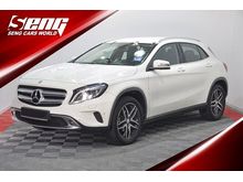 2017 Mercedes Benz GLA200 1.6 FULL-SERVICE 1Yr WARRANTY
