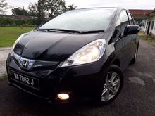 2014 Honda Jazz 1.3 Hybrid UNDER HONDA WARRANTY LIKE NEW CONDITION (ACTUAL YEAR MADE 2014)