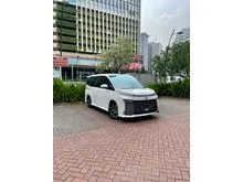 2022 Toyota Voxy 2.0 MPV [Low Odo, Pajak Panjang]