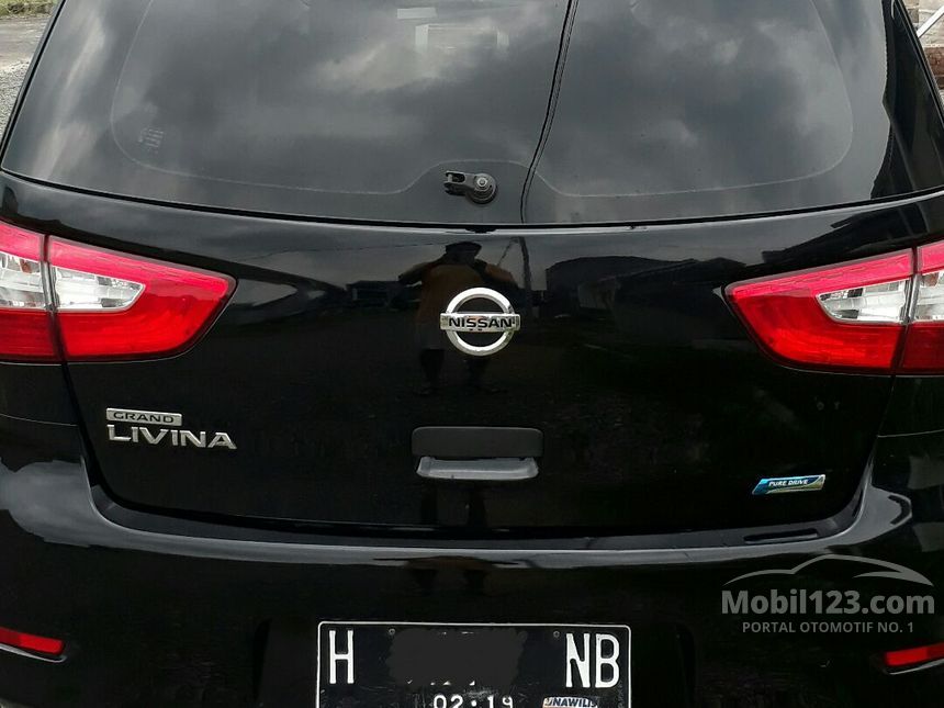 2013 Nissan Grand Livina SV MPV