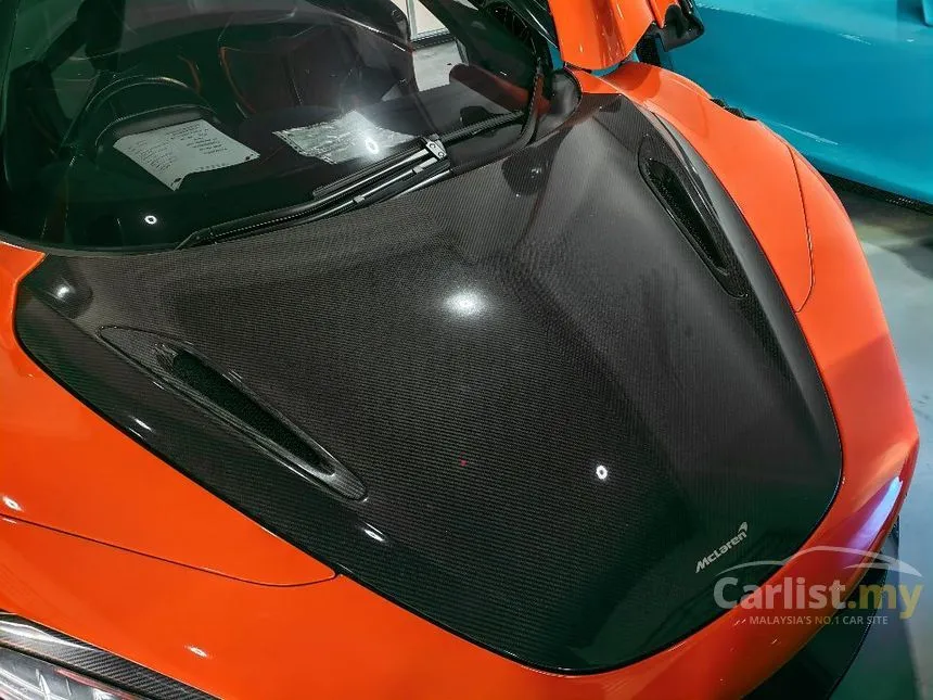 2021 McLaren 765LT Coupe