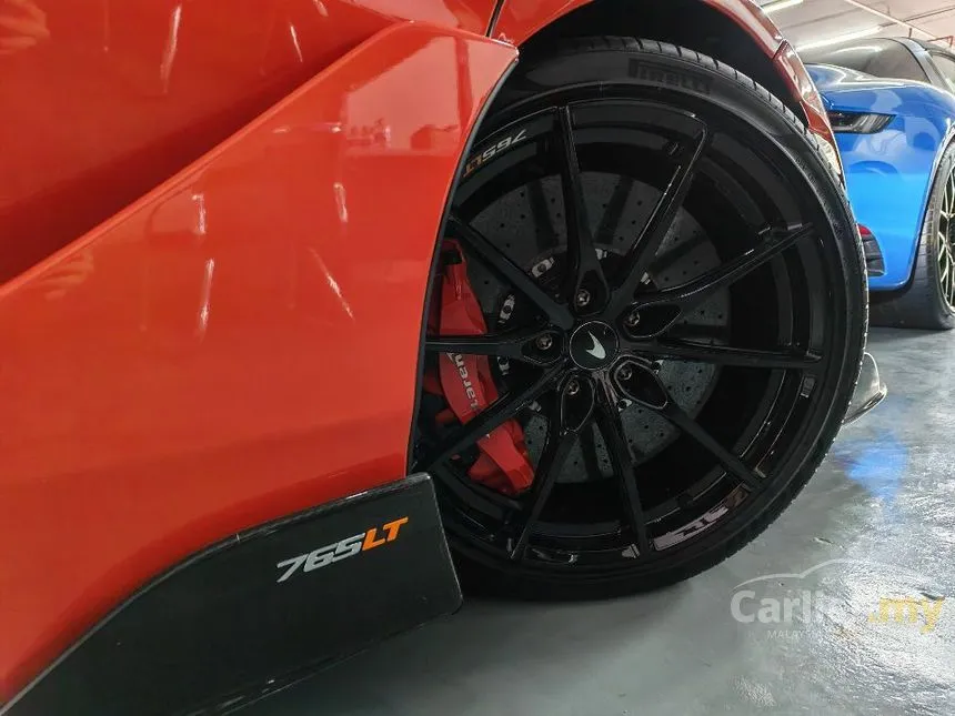 2021 McLaren 765LT Coupe