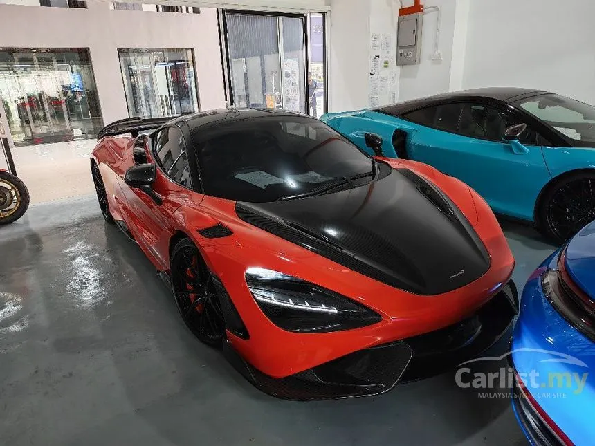 2021 McLaren 765LT Coupe