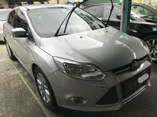 2012 Ford Focus 2.0 Titanium Plus Sedan ONE LADY OWNER