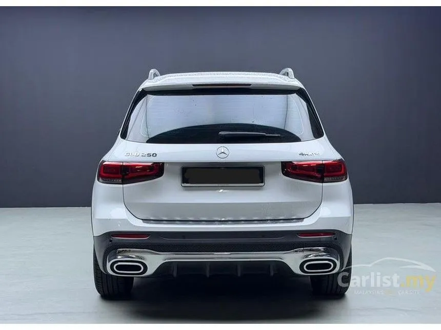 2020 Mercedes-Benz GLB250 4MATIC AMG Line SUV