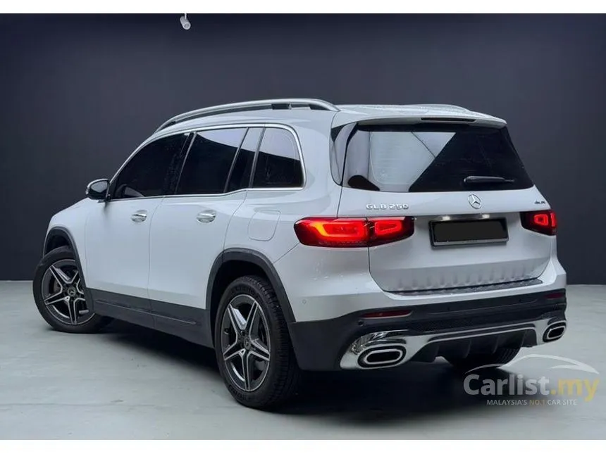 2020 Mercedes-Benz GLB250 4MATIC AMG Line SUV