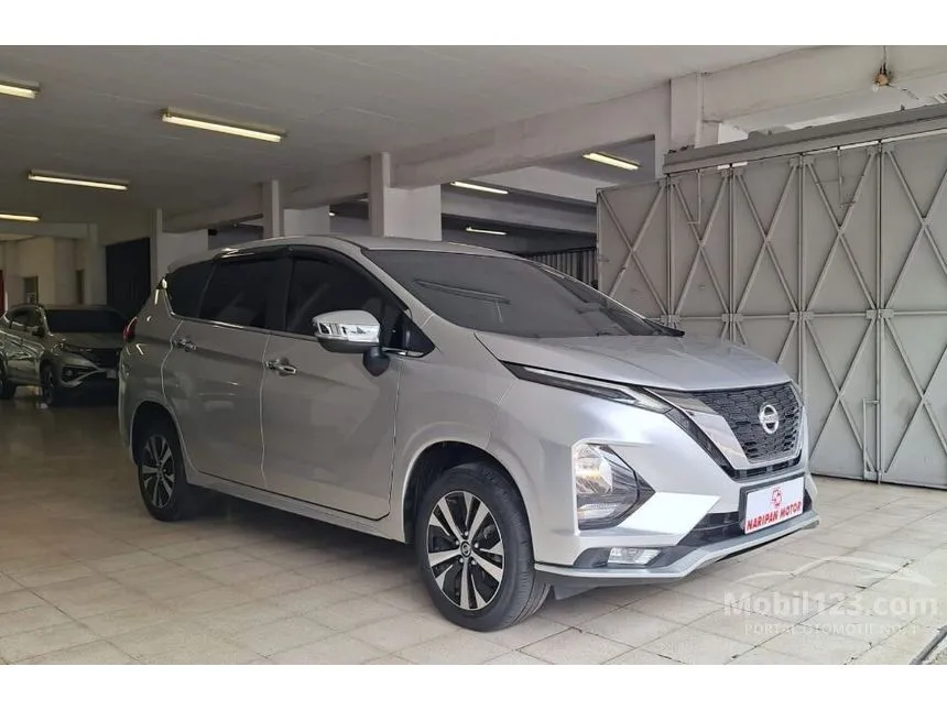 Jual Mobil Nissan Livina 2019 VL 1.5 di Jawa Barat Automatic MPV Silver Rp 195.000.000