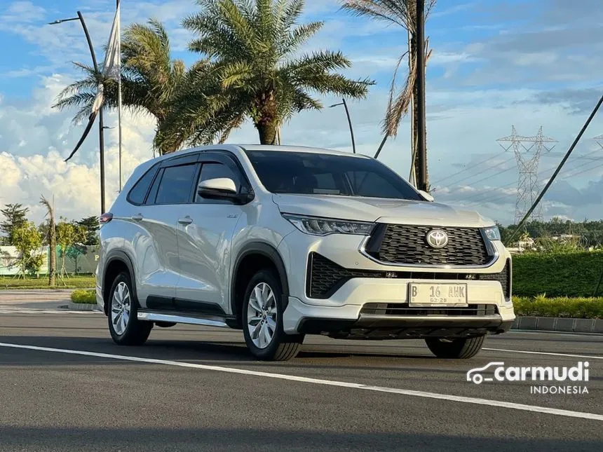 2023 Toyota Kijang Innova Zenix V (Premium Color) MPV