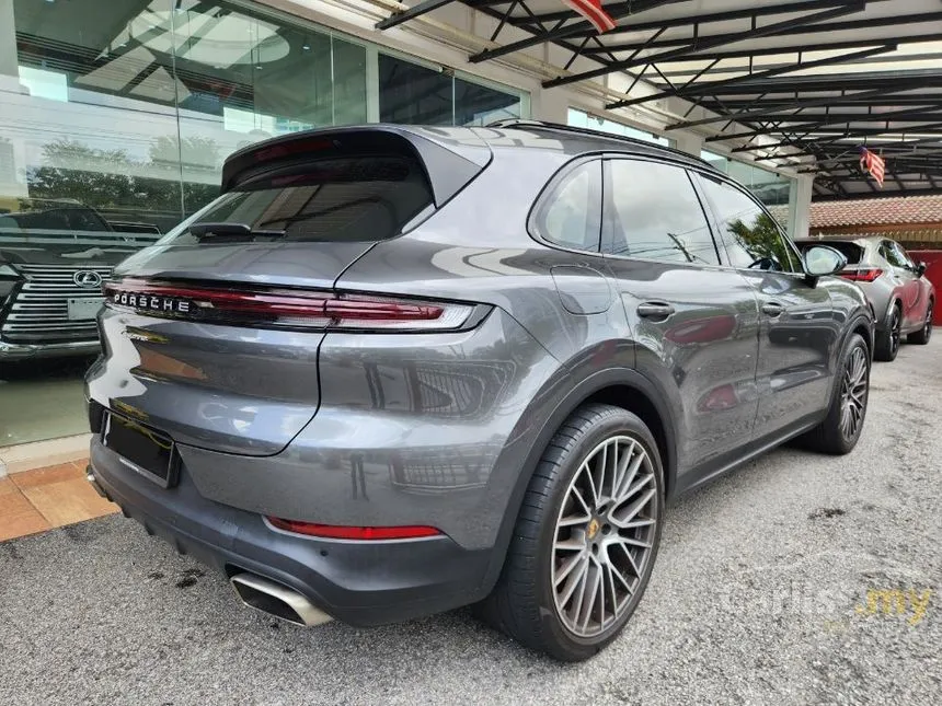 2023 Porsche Cayenne SUV
