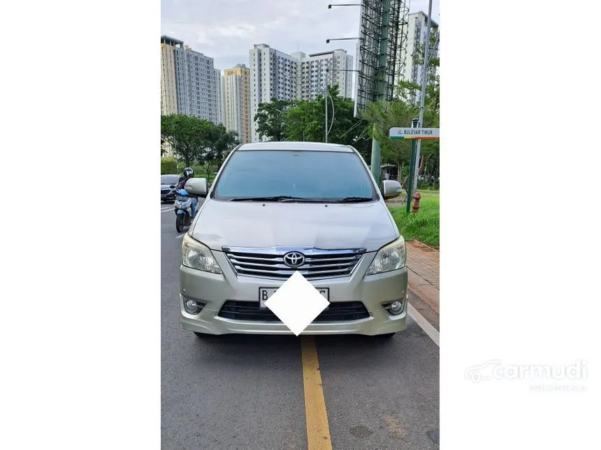 2013 Toyota Kijang Innova V Luxury MPV