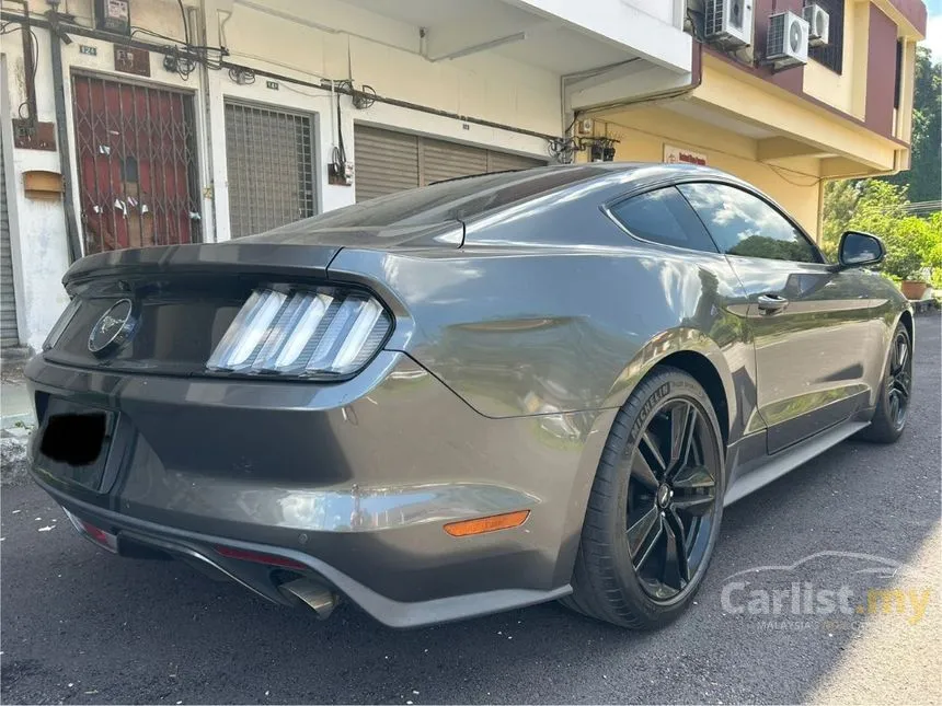 2015 Ford MUSTANG EcoBoost Coupe