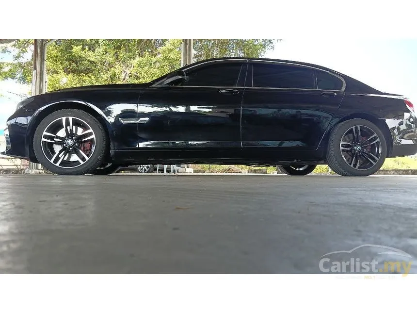 2009 BMW 750Li Sedan