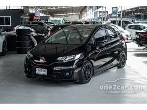 2016 Honda JAZZ 1.5 SV Hatchback