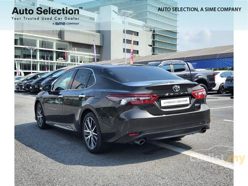2023 Toyota Camry V Sedan