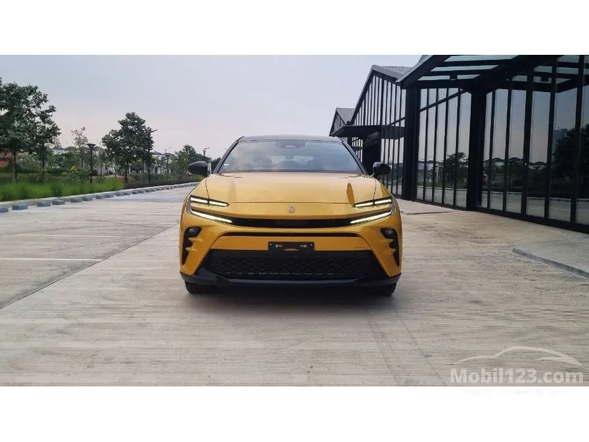 2024 Toyota Crown Sport Hybrid E-Four Modellista Sedan