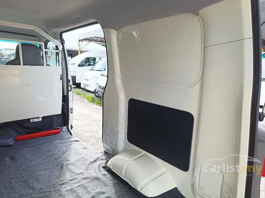 2020 Daihatsu Gran Max Panel Van