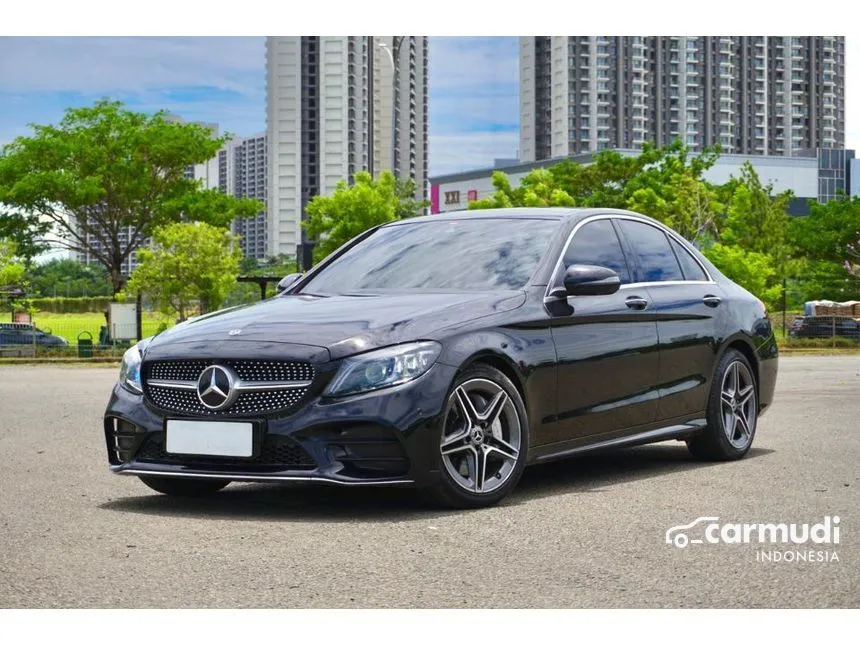 2019 Mercedes-Benz C300 AMG Line Sedan