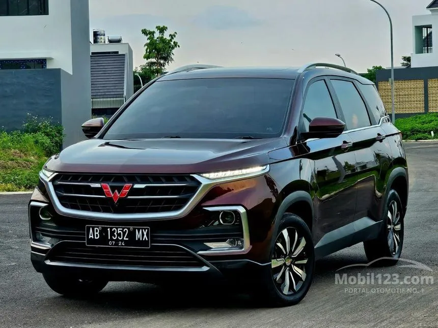 Jual Mobil Wuling Almaz 2019 LT Lux Exclusive 1.5 di Jawa Tengah Automatic Wagon Marun Rp 180.000.000